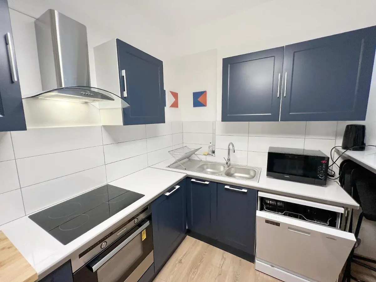 116 Chic & Cosy Grand Appart Moderne 65M2 Hypercentre Wifi Smart Tv Netflix Apartment Saint-Etienne  France
