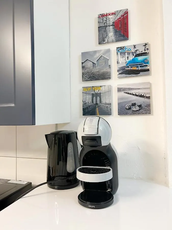 116 Chic & Cosy Grand Appart Moderne 65M2 Hypercentre Wifi Smart Tv Netflix Apartment Saint-Etienne  Saint-Etienne (Loire)