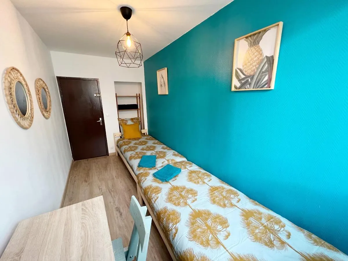 116 Chic & Cosy Grand Appart Moderne 65M2 Hypercentre Wifi Smart Tv Netflix Apartment Saint-Etienne  0*, Saint-Etienne (Loire) France