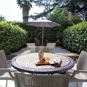 residence.fr-provencehotel.com/